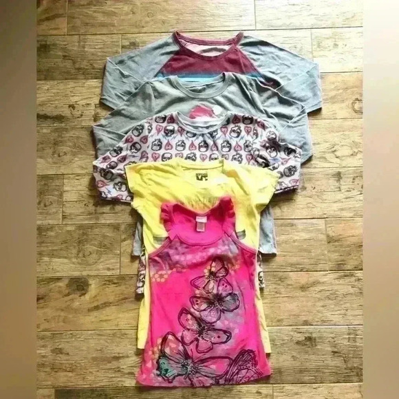 lot of 5 girl tops range from youth medium to xl - Picture 1 of 8